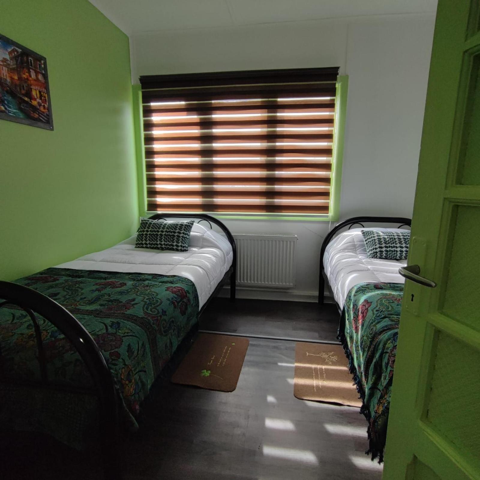 Hostel Kuntur Puerto Natales Exteriér fotografie
